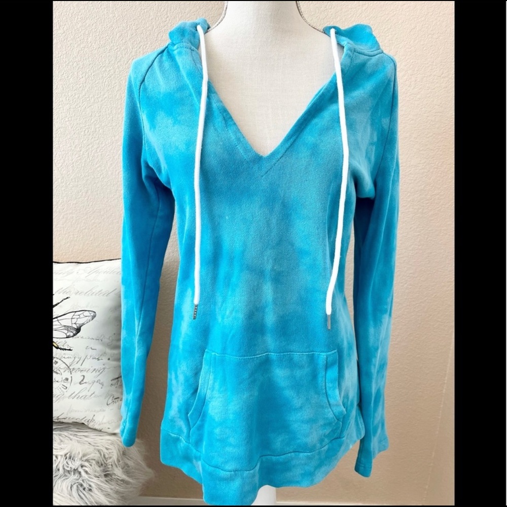 Roxy blue ocean tie dye pullover sweatshirt large